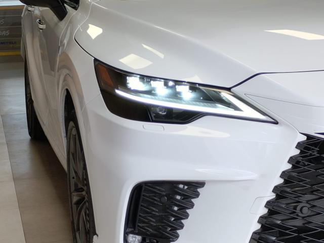 LEXUS